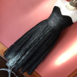 Vintage 80’s black lace strapless cocktail dress!